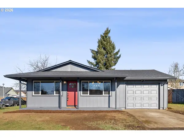 11 Berwick Ct, Molalla, OR 97038