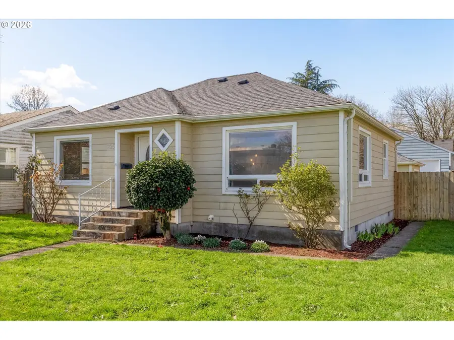 114 Zephyr Dr, Silverlake, WA 98645 - #3