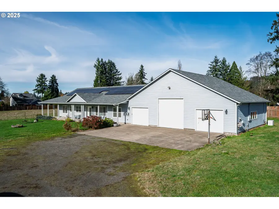 1273 SE 4th Ave, Mill City, OR 97360 - Image #2