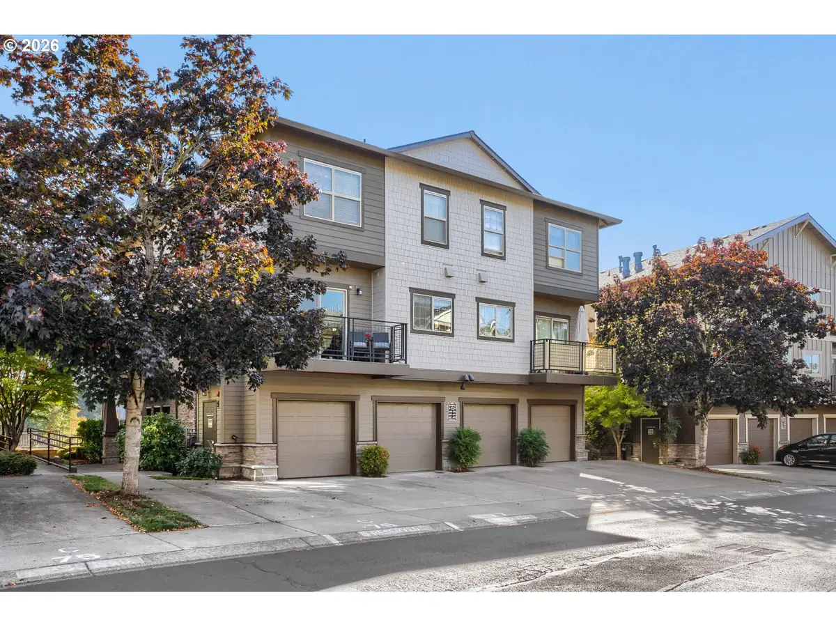 648 NE Adwick Dr, Hillsboro, OR 97006 - #1