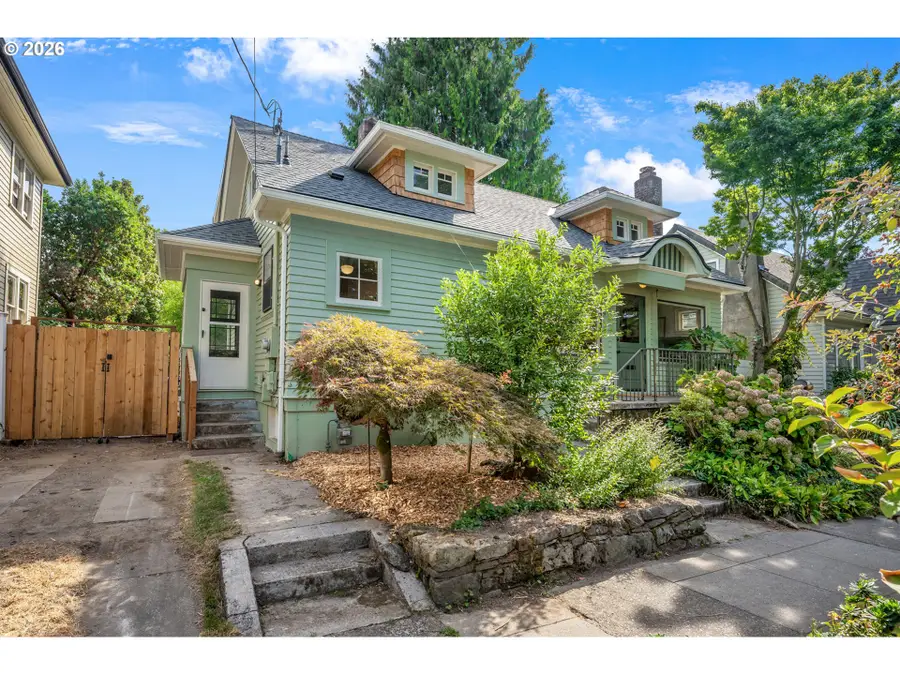 2714 NE Everett St, Portland, OR 97232 - #2