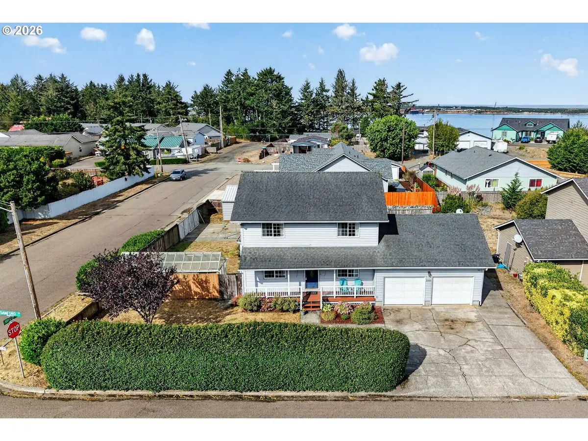 1300 Sanford St, Coos Bay, OR 97420 - #1