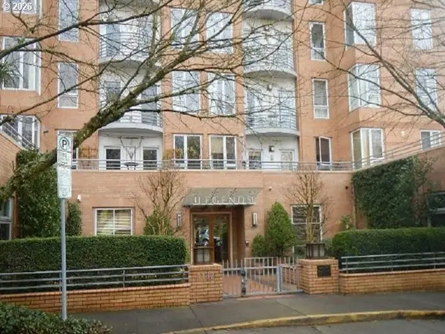 1132 SW 19th Ave #706, Portland, OR 97205 - #1