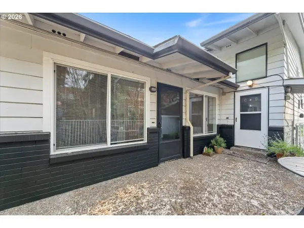 3216 SW 11th Ave, Portland, OR 97239