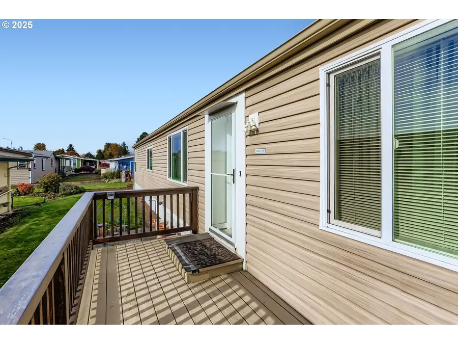 1504 Frontier Cir, Forest Grove, OR 97116 - Image #3