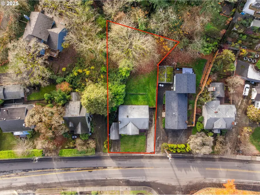 21835 Willamette Dr, West Linn, OR 97068 - Image #2