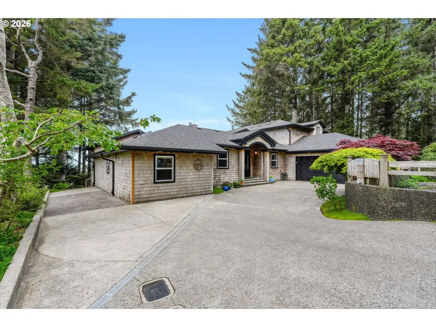 384 Sunset Blvd, Cannon Beach, OR 97110 - #2