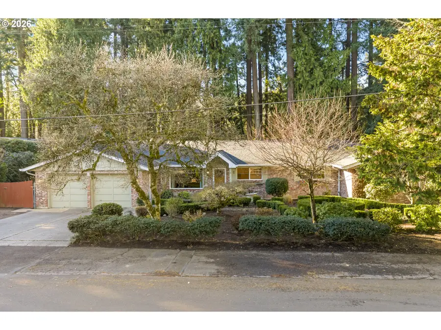 4520 Calaroga Dr, Northwest Clackamas, OR 97068 - Image #2