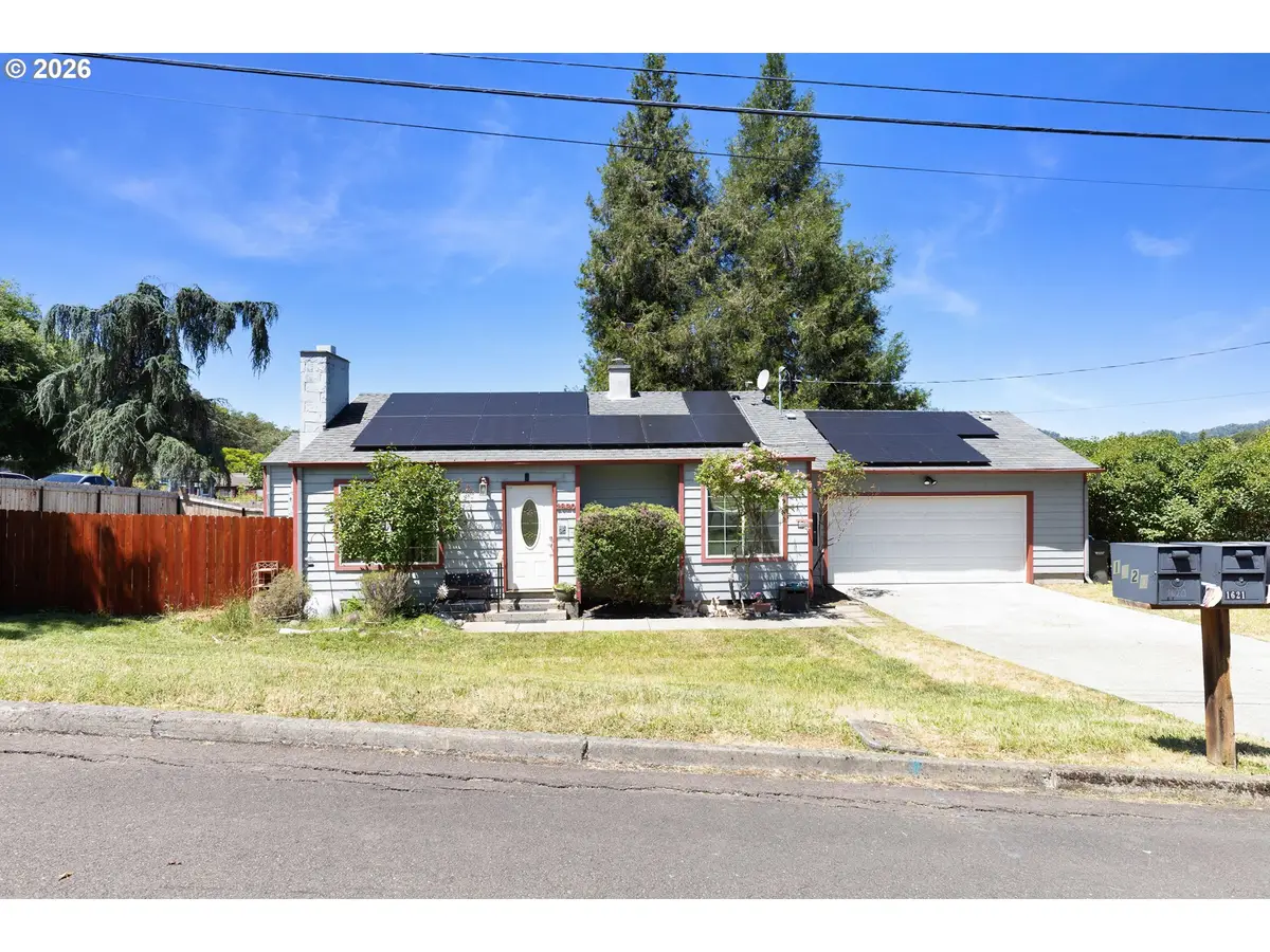 1620 NE Winter St, Roseburg, OR 97470 - #1