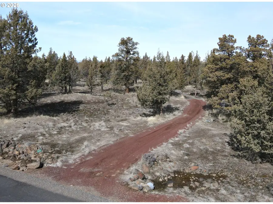 13330 SW Airstrip Ln, Culver, OR 97734 - #3