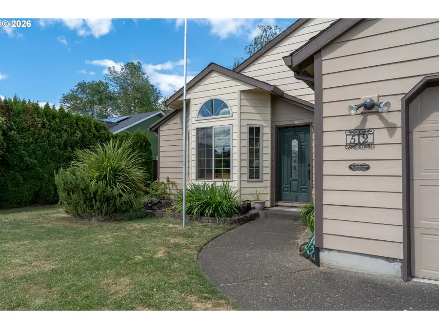 512 Pegasus Ct, Molalla, OR 97038 - #3