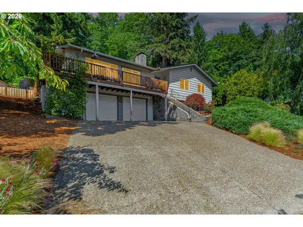 3600 Edgewood Dr, Vancouver, WA 98661