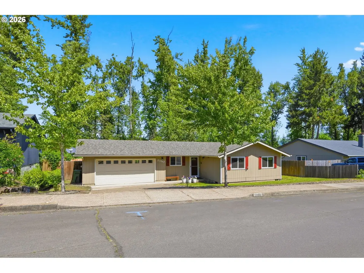 2080 W Harrison Ave, Cottage Grove, OR 97424 - #1