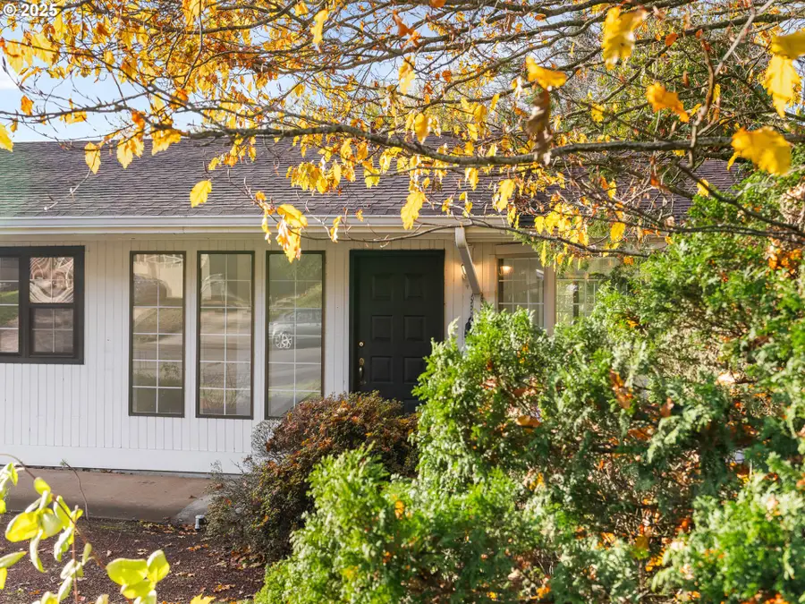 4981 Jones Rd Se, Salem, OR 97302 - Image #2