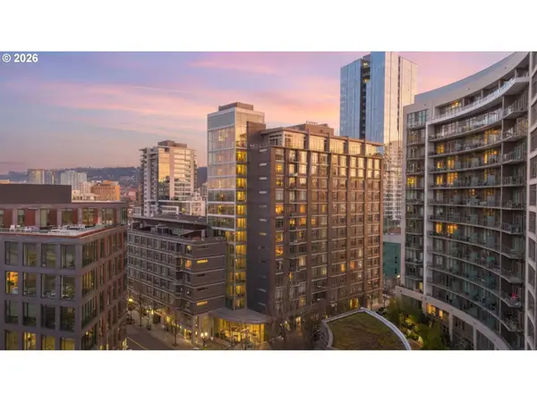 1255 NW 9th Ave #701, Portland, OR 97209