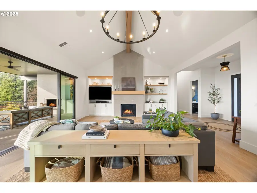 8655 SW Wolds Dr, Beaverton, OR 97007 - Image #3