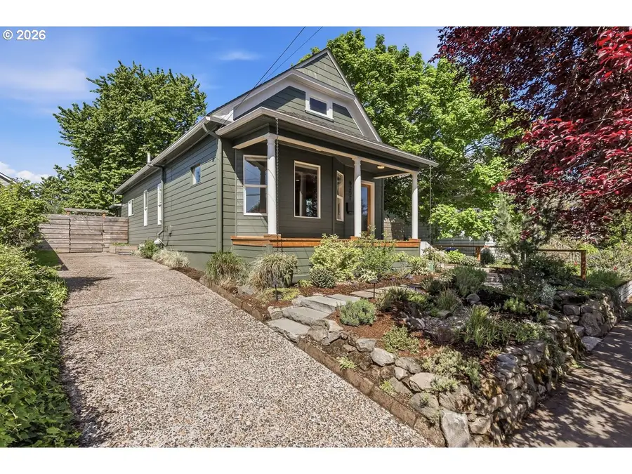 6207 NE 12th Ave, Portland, OR 97211 - #2
