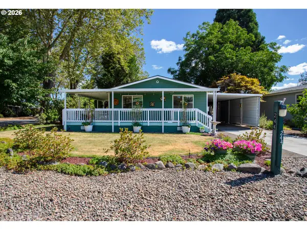 1400 Candlelight Dr # 244, Eugene, OR 97402