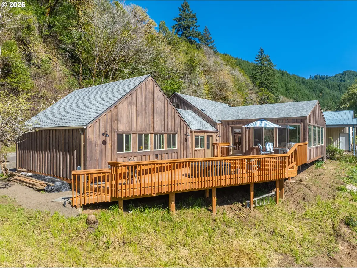 856 Scottsburg West Rd, Scottsburg, OR 97473 - #1