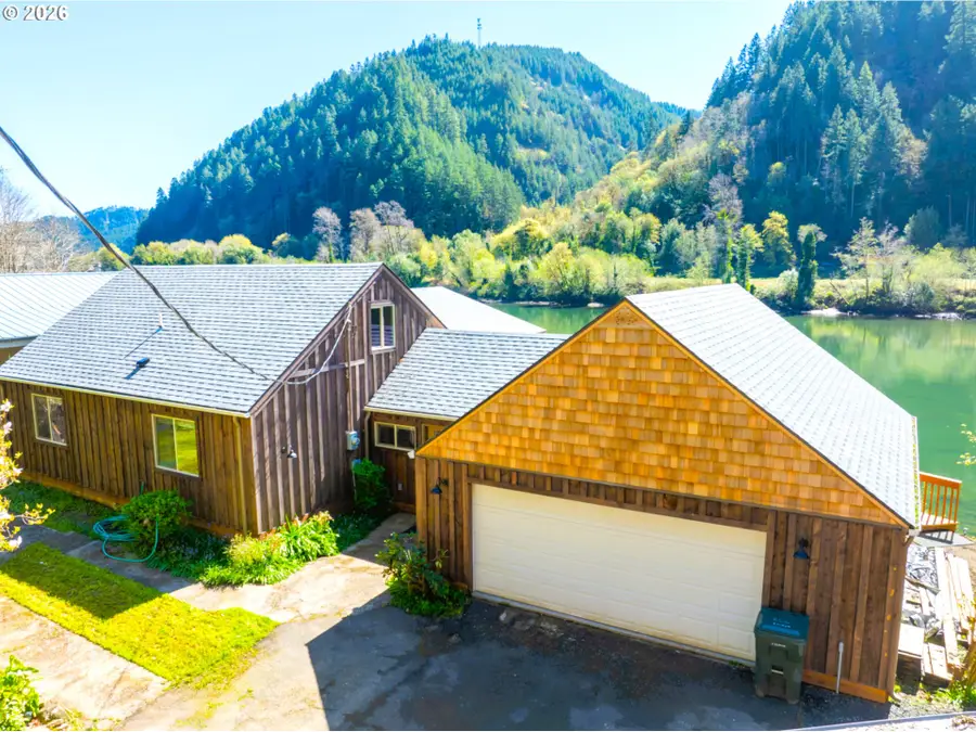 856 Scottsburg West Rd, Scottsburg, OR 97473 - #2