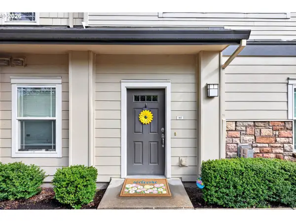 102 NE Canvasback Way, Hillsboro, OR 97006