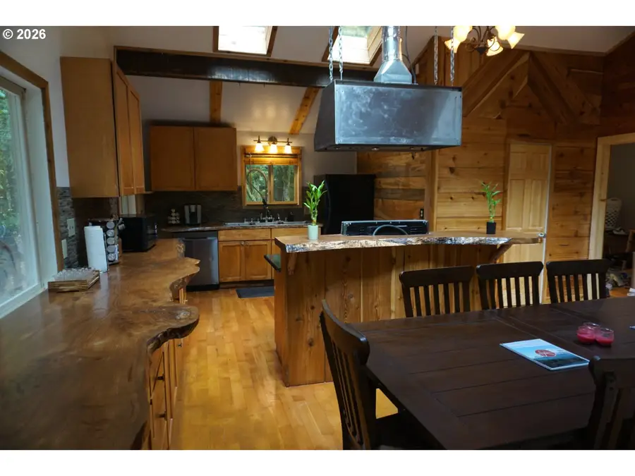 71010 E Mcfarland Rd, Rhododendron, OR 97049 - #2