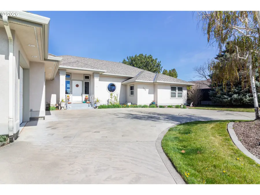 148 Rio Senda St, Umatilla, OR 97882 - #2