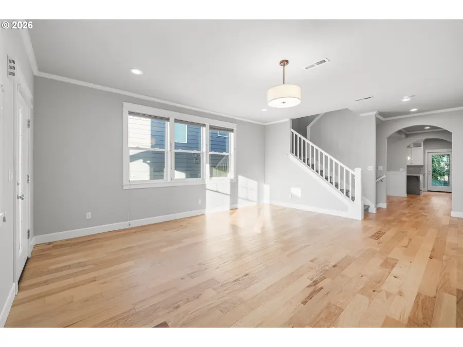 5147 SE Cora St, Portland, OR 97206 - Image #3