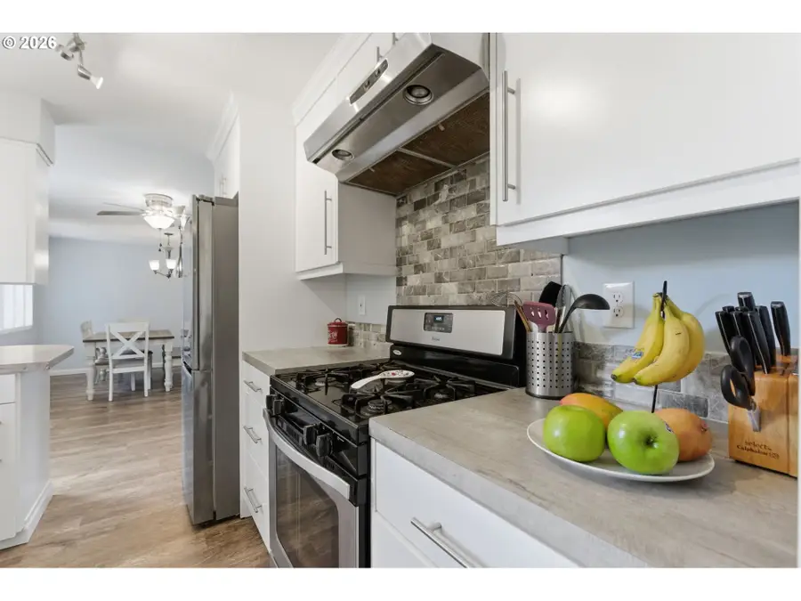 110 NE 157th Ave, Portland, OR 97230 - #3