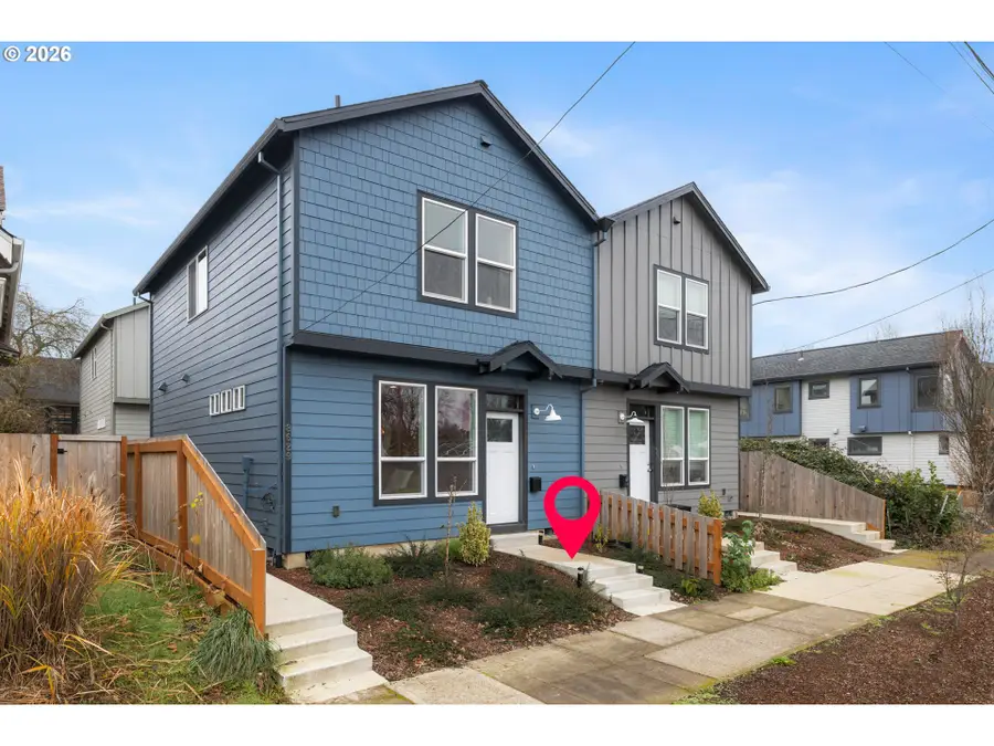 8629 SE Washington St, Portland, OR 97216 - Image #2