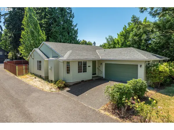 19229 SE River Rd, Milwaukie, OR 97267