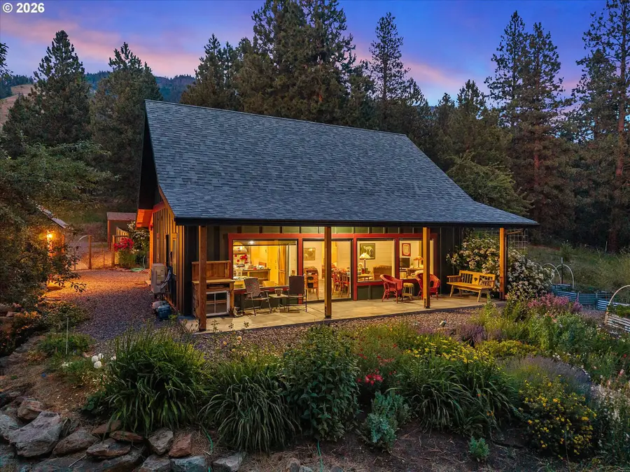 70170 Fletcher Ln, Cove, OR 97824 - #3