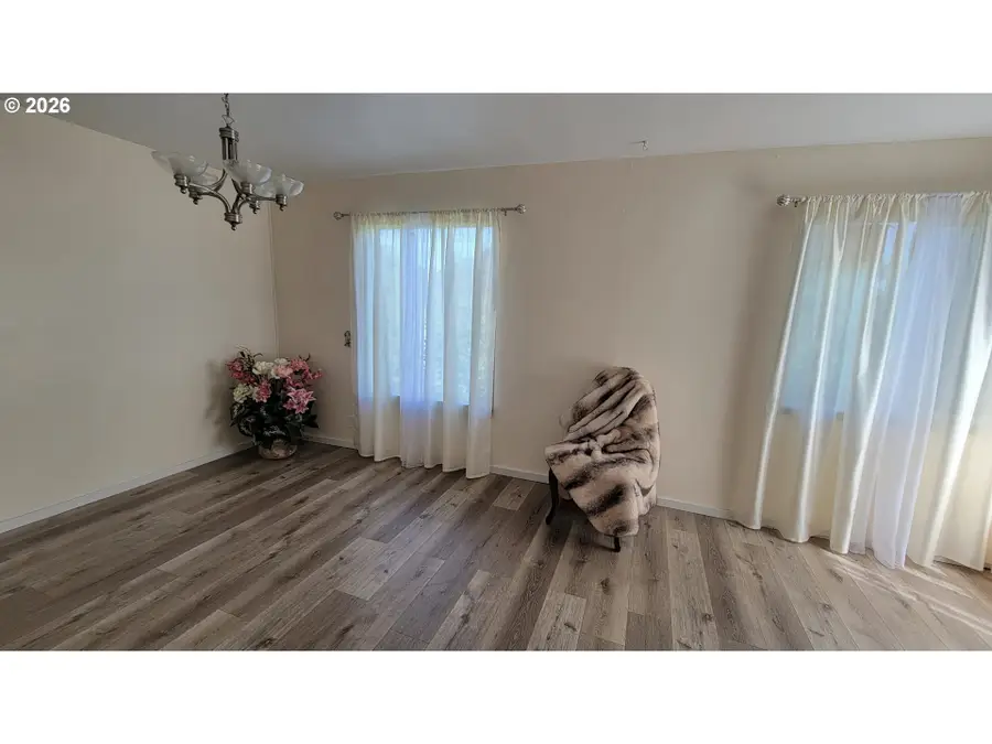400 State St, North Bend, OR 97459 - #3