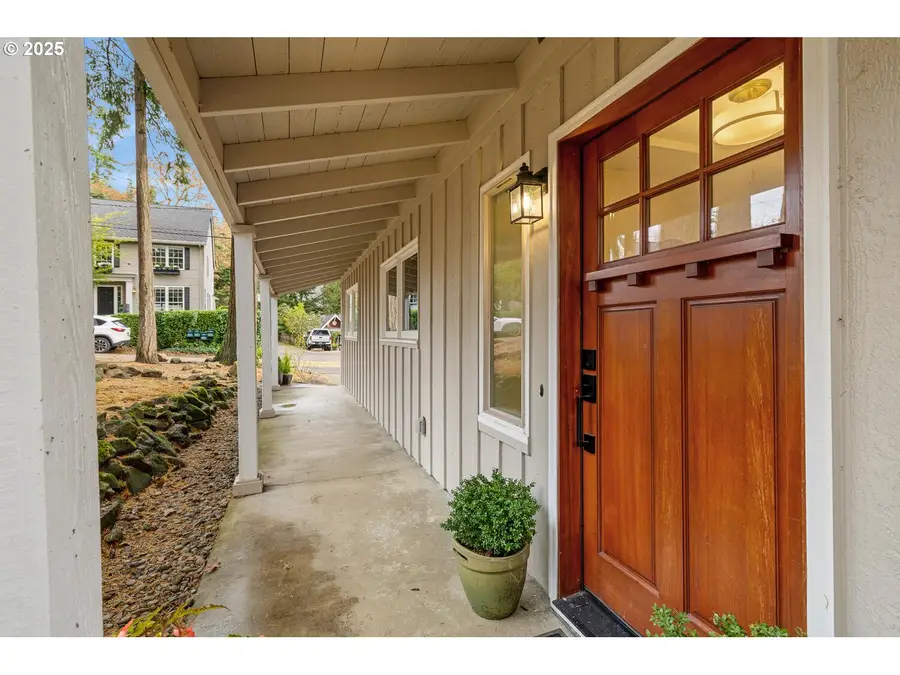 15947 Twin Fir Rd, Lake Oswego, OR 97035 - Image #3