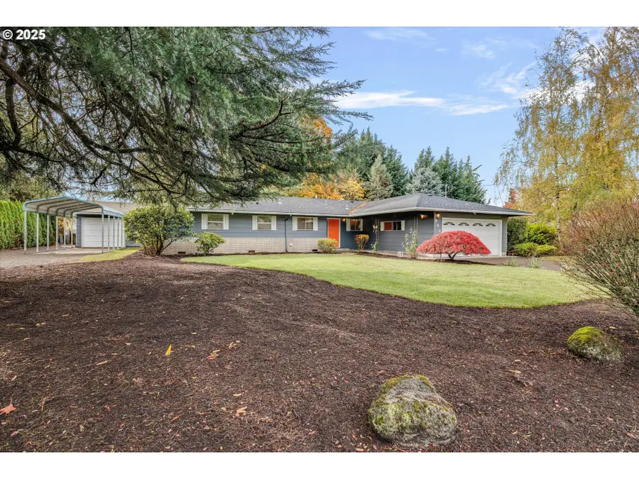 952 NE Arrington Rd, Hillsboro, OR 97124 - Image #2