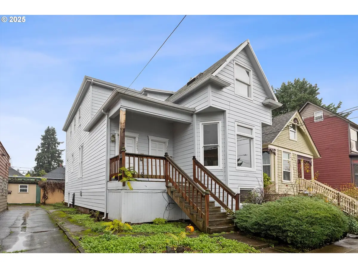 3527 SE Belmont St, Portland, OR 97214 - Image #1