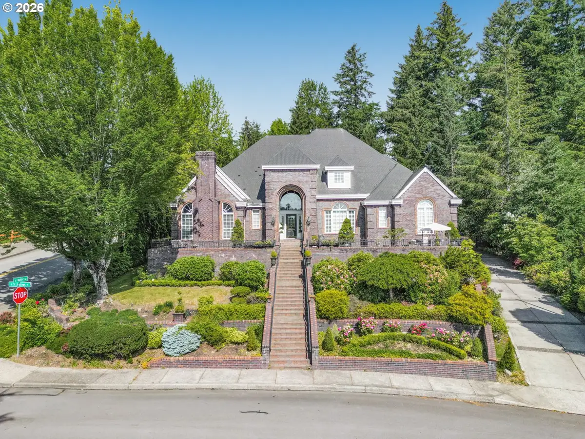 3889 SE Saint Andrews Pl, Gresham, OR 97080 - #1