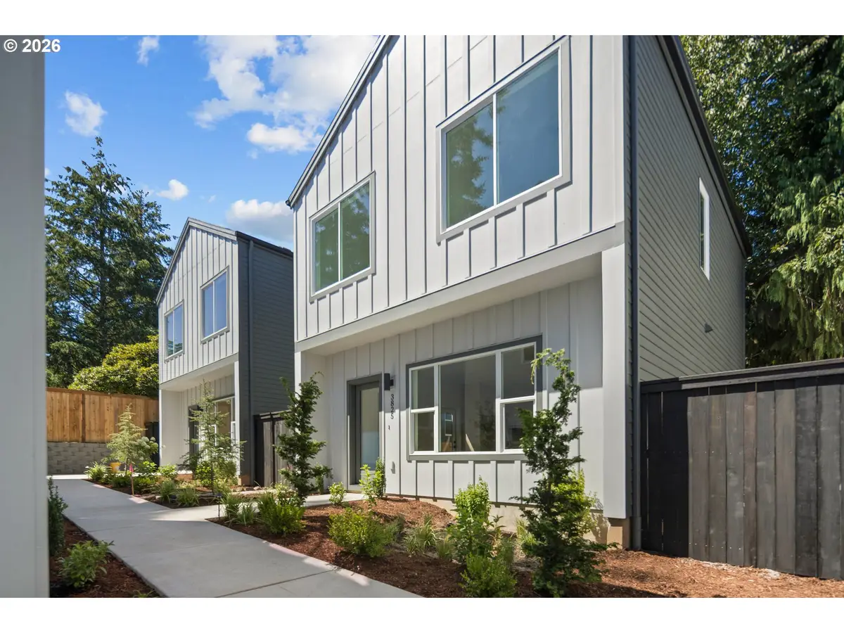 3825 SW Pomona St, Portland, OR 97219 - #1
