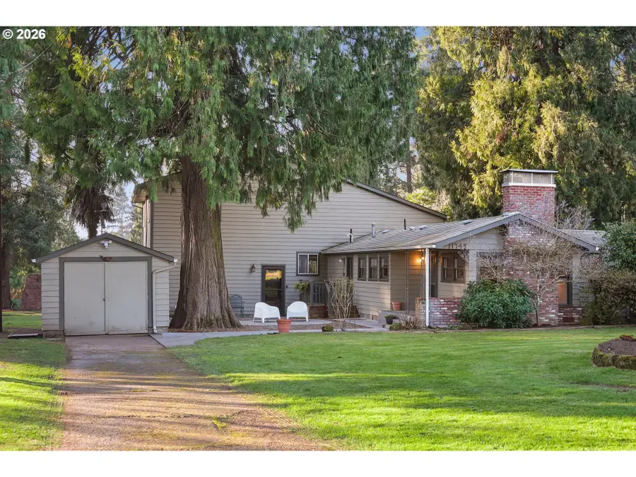 11745 SE Wood Ave, Milwaukie, OR 97222 - Image #2