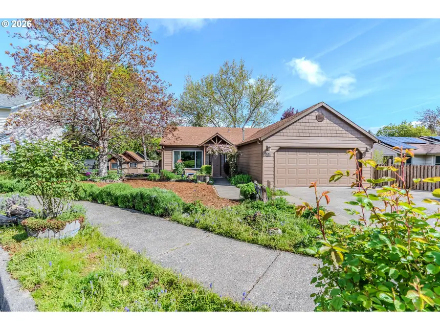 481 SE 43rd Cir, Troutdale, OR 97060 - #2