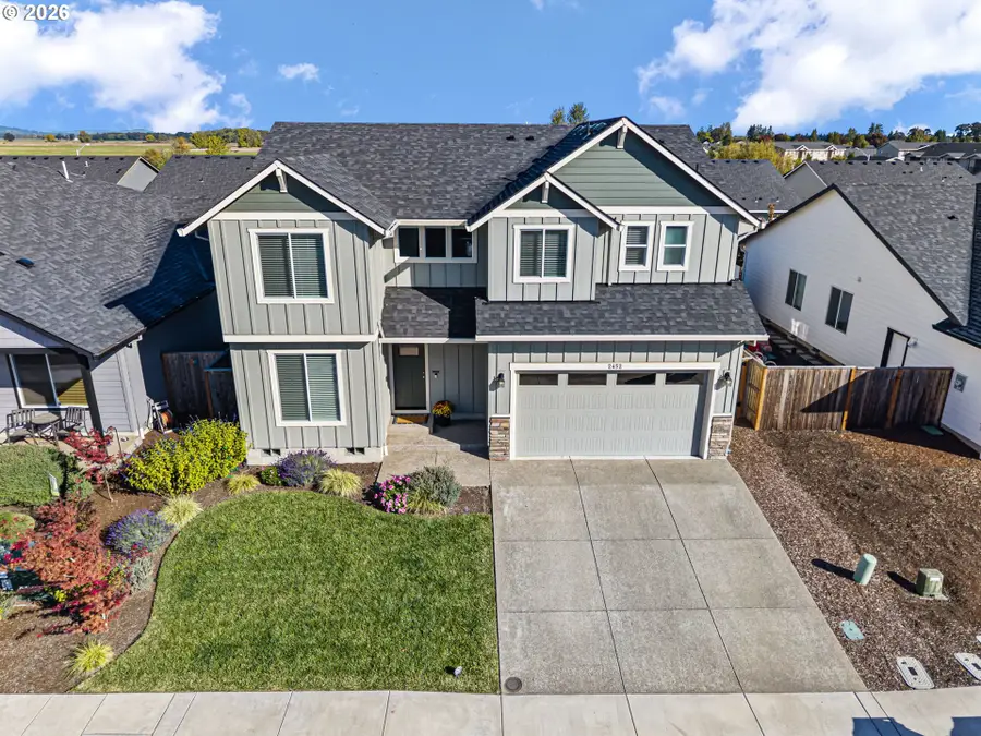 2452 W 9th Ave, Junction City, OR 97448 - #2