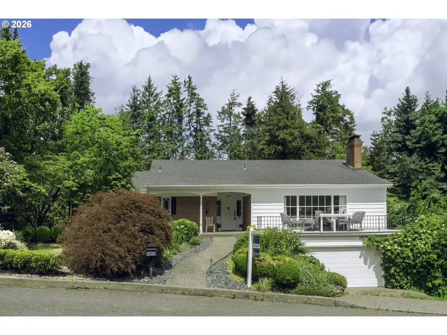 4901 SW Humphrey Park, Portland, OR 97221 - #2