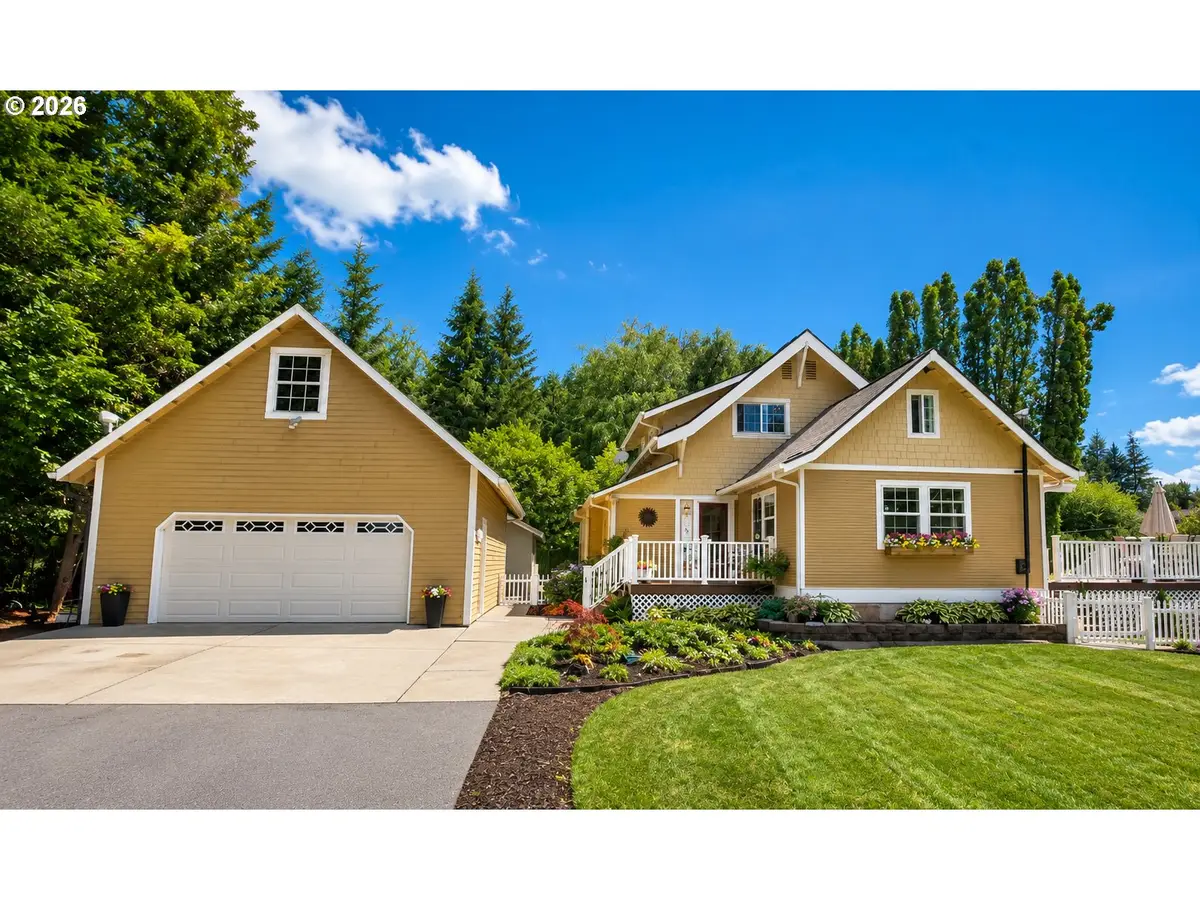 38495 SW Laurelwood Rd, Gaston, OR 97119 - #1