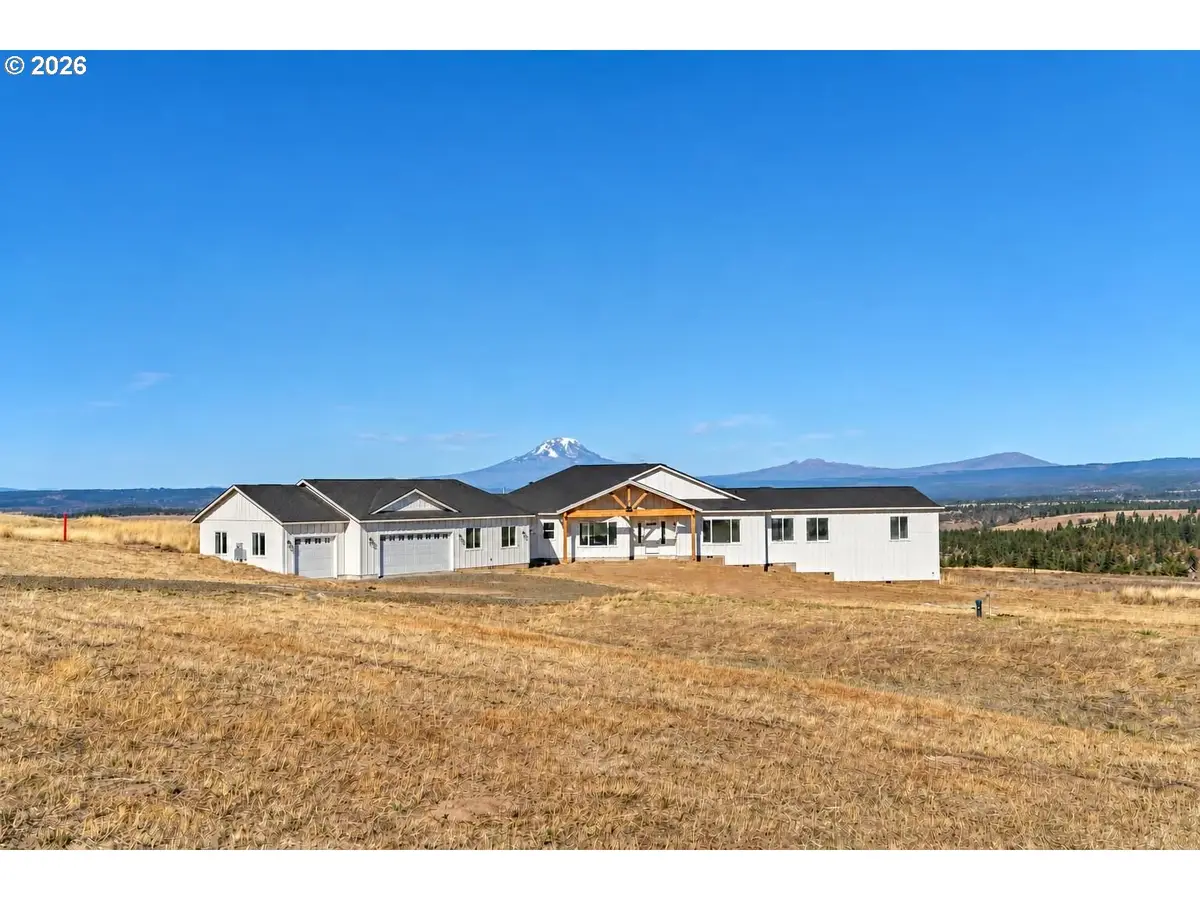 823 Horseshoe Bend Rd, Centerville, WA 98613 - #1