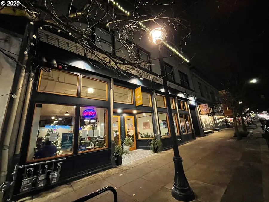 8212 N Denver Ave, Portland, OR 97217 - #3