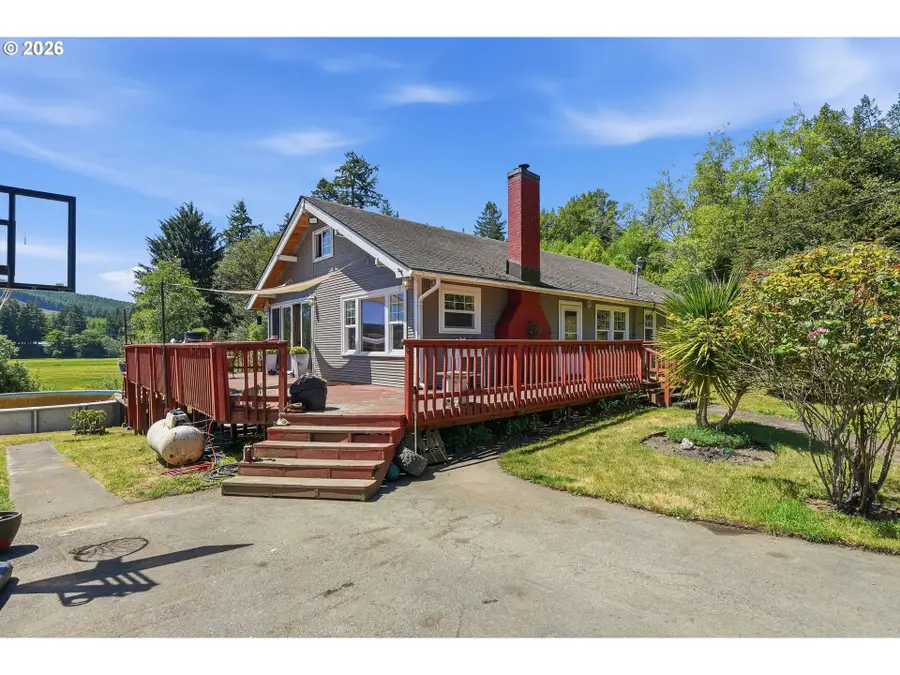 92768 Beaver Creek Ln, Coos Bay, OR 97420 - #2