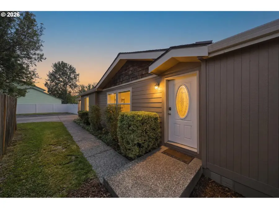 3065 NE Egret Ct, Fairview, OR 97024 - #2