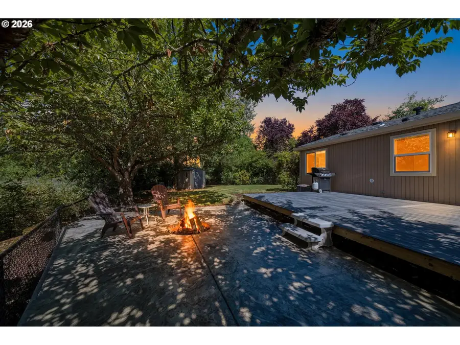 3065 NE Egret Ct, Fairview, OR 97024 - #3