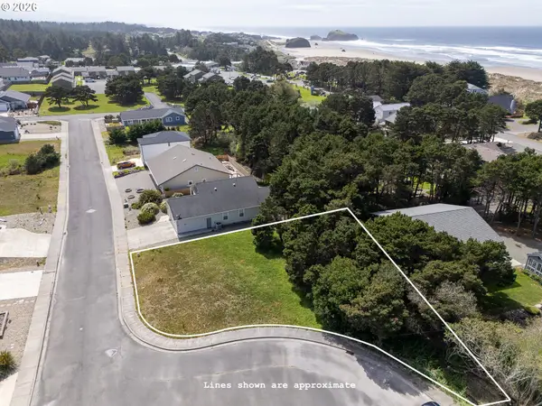 3122 Periwinkle Ln Sw #5, Bandon, OR 97411