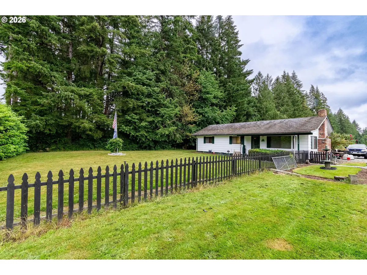 166 Burchett Rd, Onalaska, WA 98570 - #1